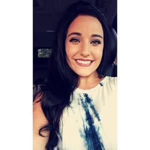 Meet your Posher, Whitney